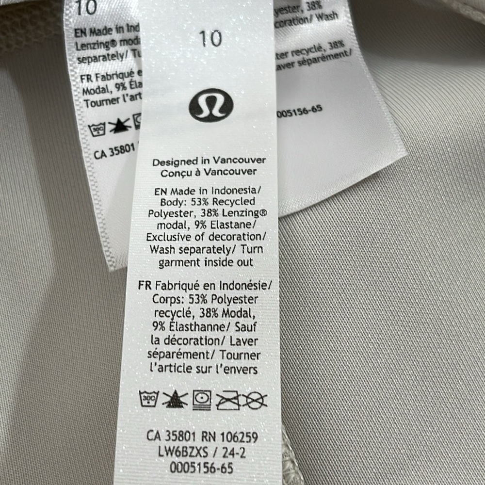 LULULEMON Softstreme High-Rise Straight-Leg Cropped 24” Length Bone Size 10 NEW - Picture 10 of 15